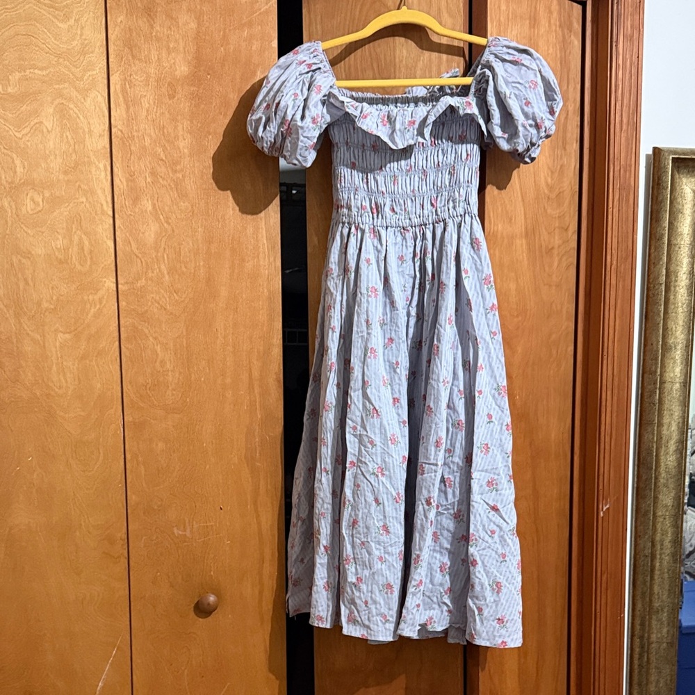 Womens Blue Floral Puff-Sleeve Smocked Dress size medium 8 10 R Vivimos